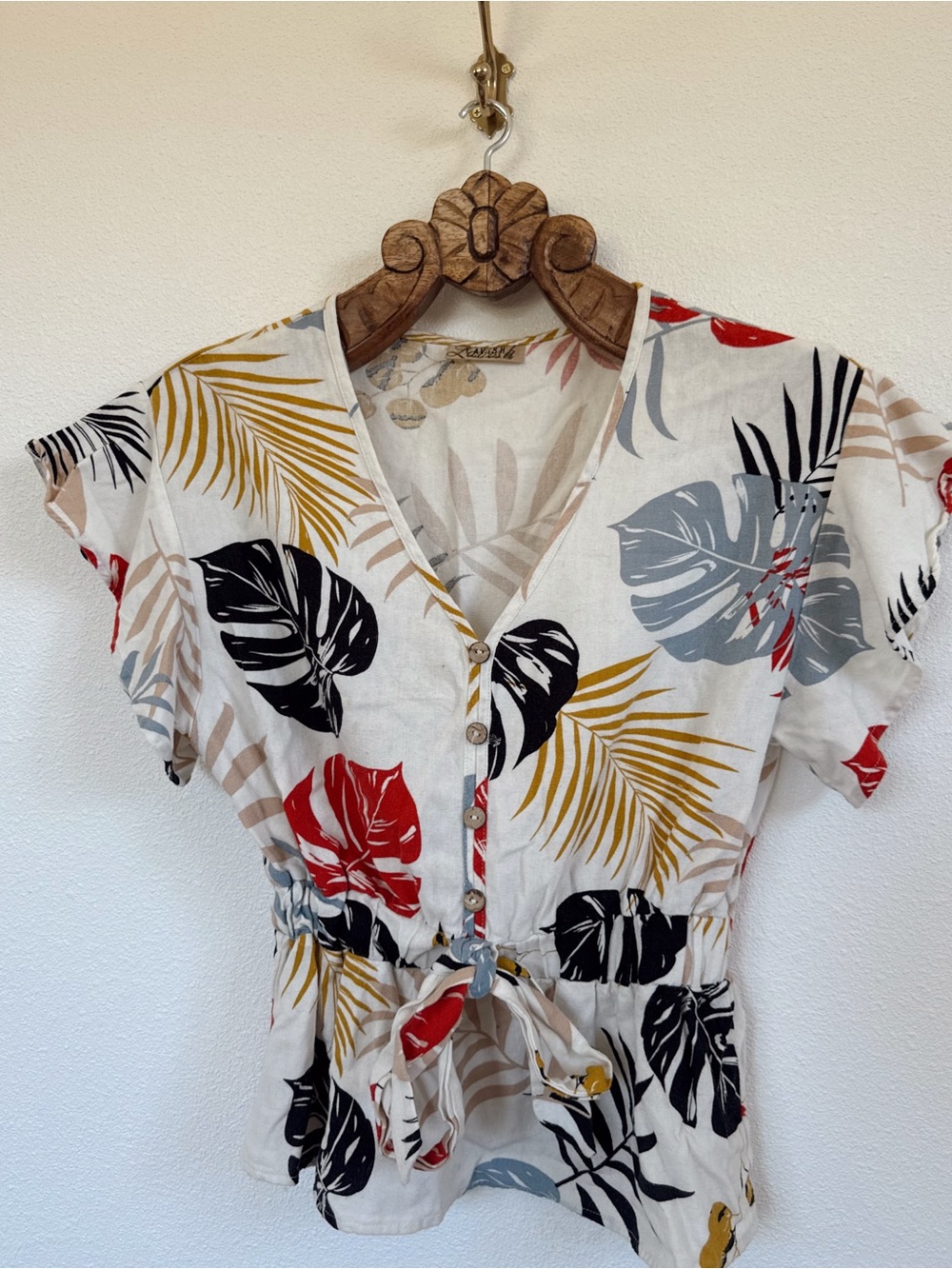 Lavish White Tropical Print Button-Front Tie-Waist Blouse